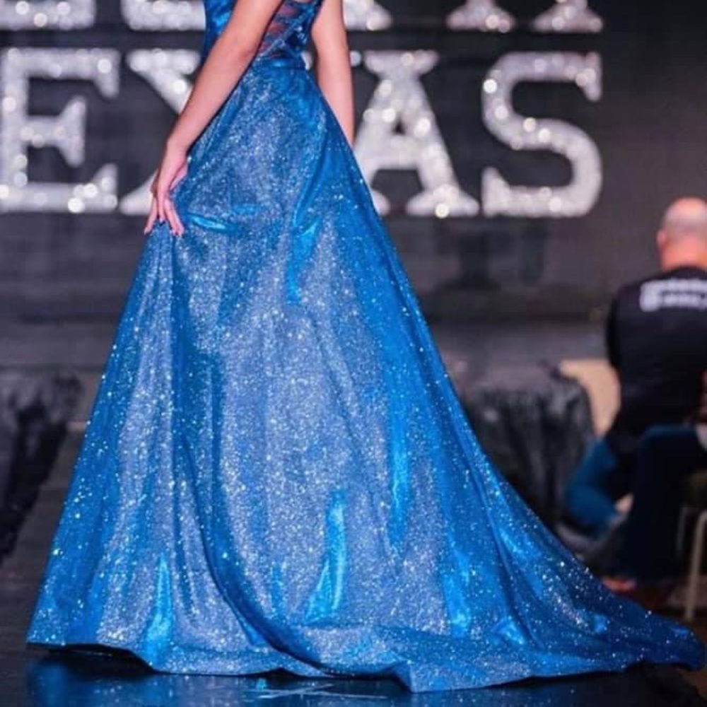 Pageant Prom Gown - Picture 6 of 6